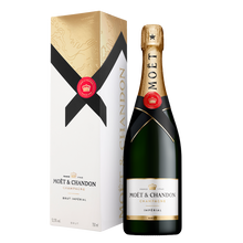 Load image into Gallery viewer, MOËT &amp; CHANDON IMPERIAL BRUT 750ML GIFT BOX (NEW PACK)