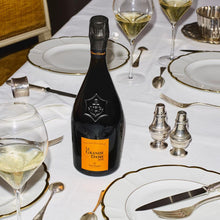 Load image into Gallery viewer, VEUVE CLICQUOT LA GRANDE DAME 2008 750ML